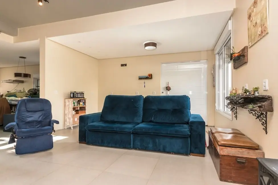 Foto 3 de Casa de Condomínio com 3 quartos à venda, 179m2 em Mário Quintana, Porto Alegre - RS