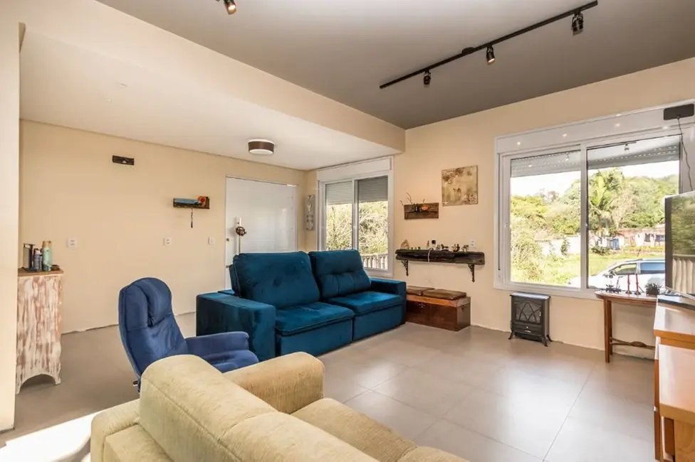 Foto 1 de Casa de Condomínio com 3 quartos à venda, 179m2 em Mário Quintana, Porto Alegre - RS