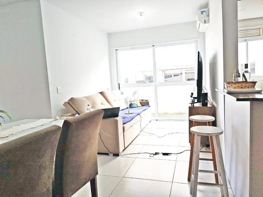 Foto 2 de Apartamento com 3 quartos à venda, 72m2 em Santa Tereza, Porto Alegre - RS