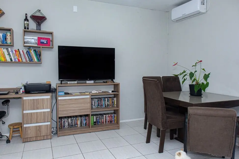 Foto 4 de Casa de Condomínio com 2 quartos à venda, 78m2 em Lomba do Pinheiro, Porto Alegre - RS