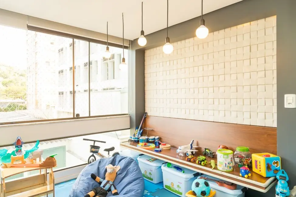 Apartamento com 3 quartos à venda, 89m2 em Menino Deus, Porto Alegre - RS - imagem 8 Foto 8 de Apartamento com 3 quartos à venda, 89m2 em Menino Deus, Porto Alegre - RS