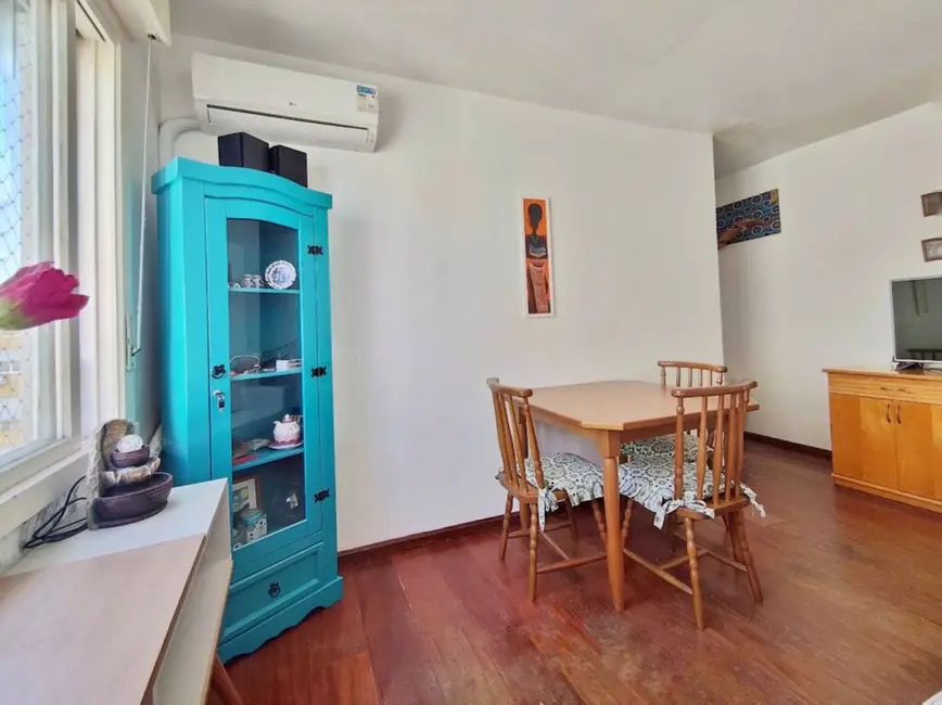 Foto 9 de Apartamento com 2 quartos à venda, 60m2 em Jardim do Salso, Porto Alegre - RS