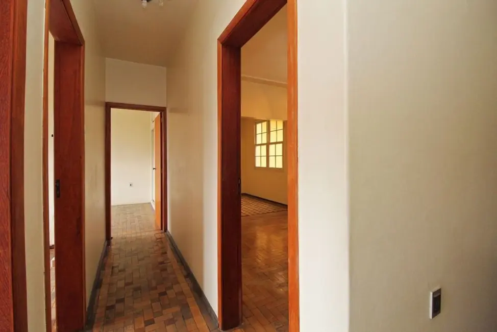 Foto 5 de Apartamento com 3 quartos à venda, 86m2 em Vila Ipiranga, Porto Alegre - RS