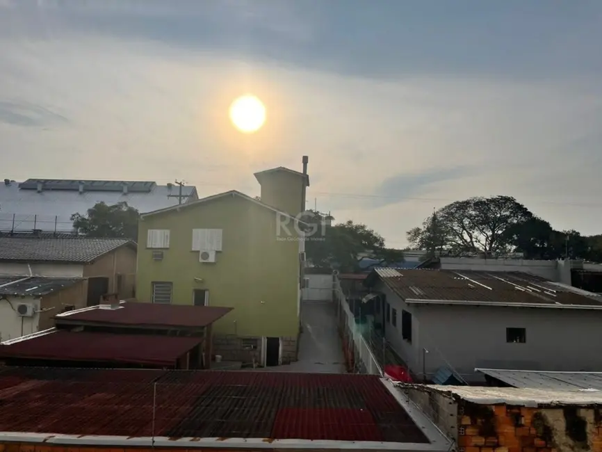 Foto 7 de Apartamento com 2 quartos à venda, 60m2 em Medianeira, Porto Alegre - RS