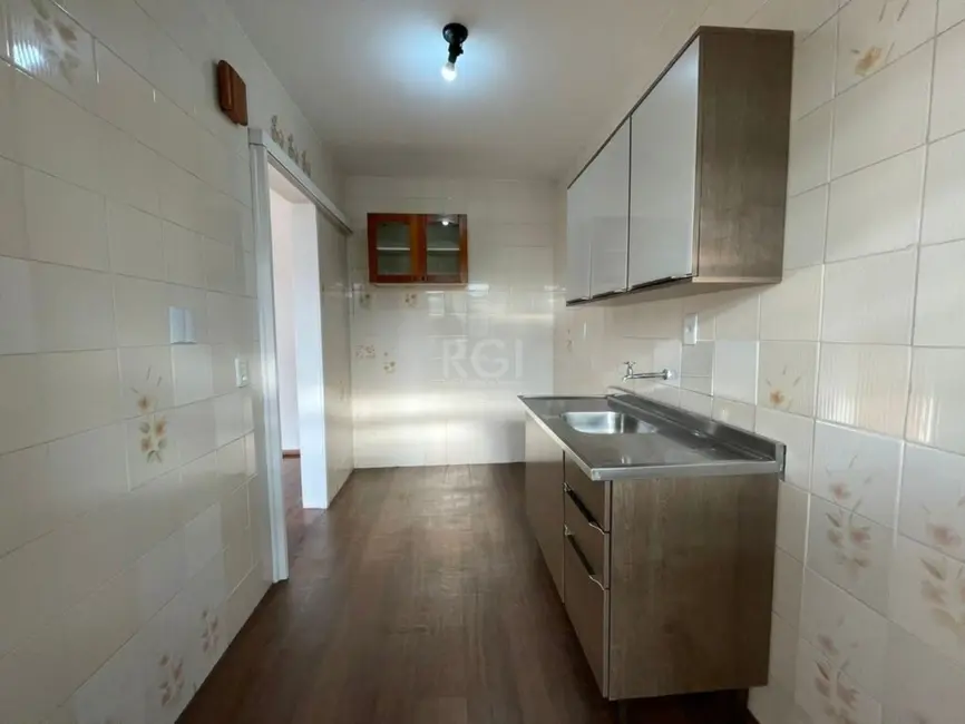 Foto 8 de Apartamento com 2 quartos à venda, 60m2 em Medianeira, Porto Alegre - RS