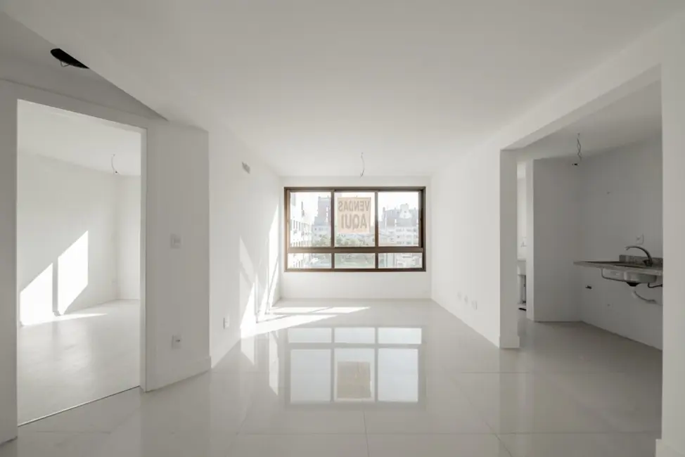 Apartamento com 1 quarto à venda, 53m2 em Passo da Areia, Porto Alegre - RS - imagem 5 Foto 5 de Apartamento com 1 quarto à venda, 53m2 em Passo da Areia, Porto Alegre - RS