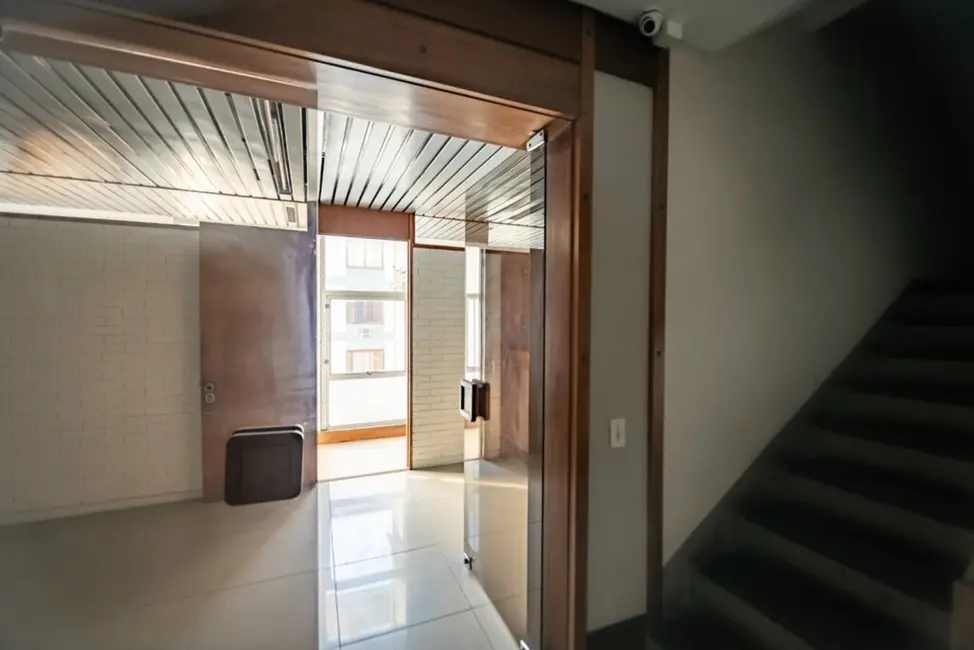 Foto 8 de Sala Comercial à venda, 320m2 em Petrópolis, Porto Alegre - RS