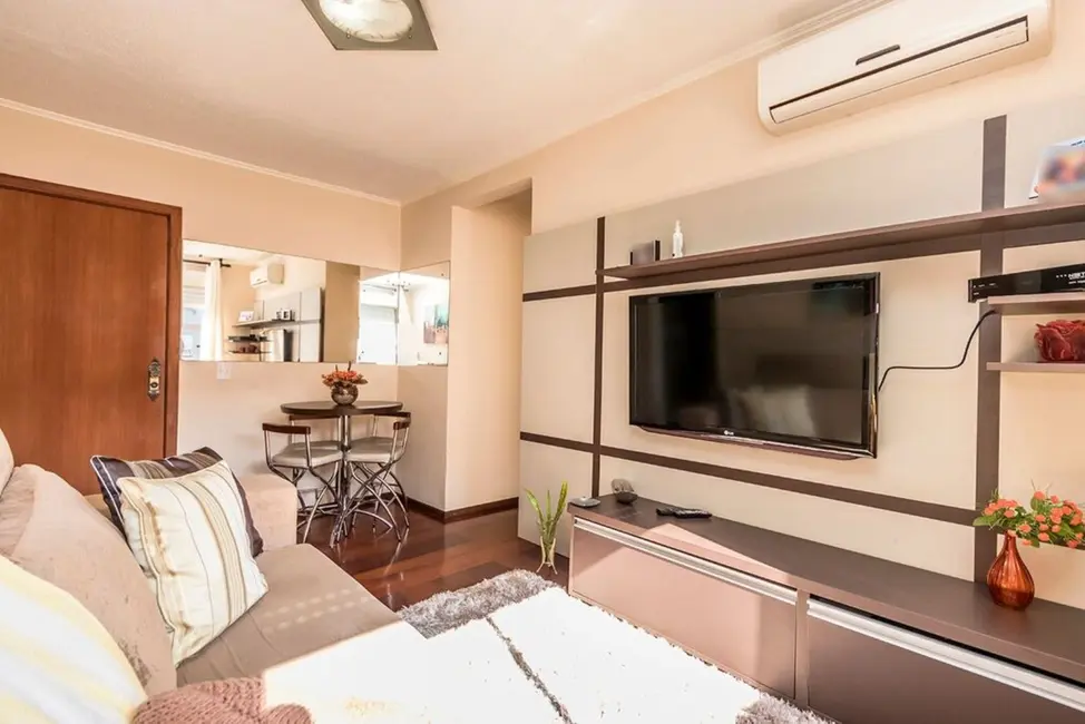 Foto 3 de Apartamento com 2 quartos à venda, 52m2 em Santo Antônio, Porto Alegre - RS