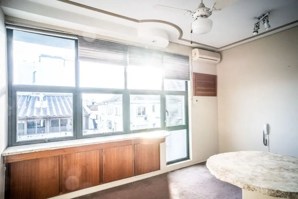 Foto 4 de Sala Comercial à venda, 34m2 em Auxiliadora, Porto Alegre - RS