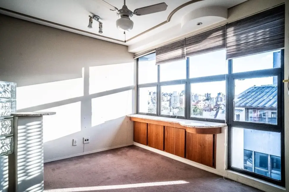 Foto 9 de Sala Comercial à venda, 34m2 em Auxiliadora, Porto Alegre - RS