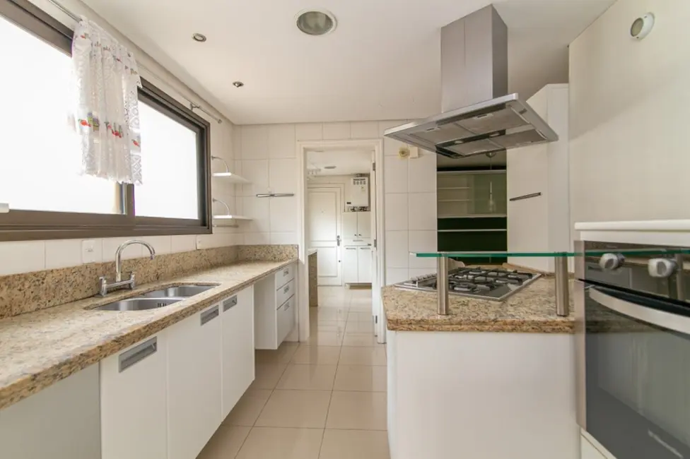 Apartamento com 3 quartos à venda, 190m2 em Petrópolis, Porto Alegre - RS - imagem 9 Foto 9 de Apartamento com 3 quartos à venda, 190m2 em Petrópolis, Porto Alegre - RS