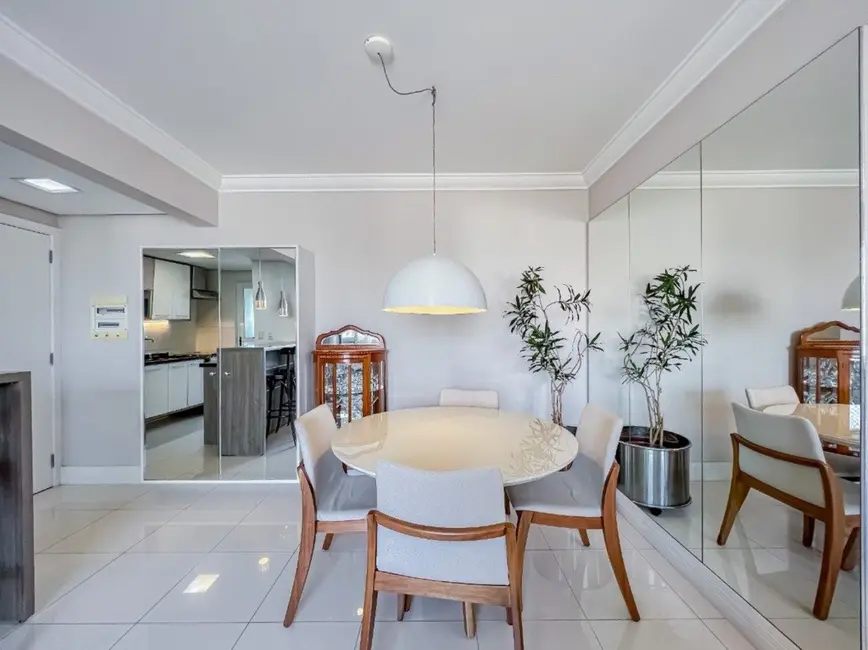 Apartamento com 2 quartos à venda, 73m2 em Petrópolis, Porto Alegre - RS - imagem 9 Foto 9 de Apartamento com 2 quartos à venda, 73m2 em Petrópolis, Porto Alegre - RS