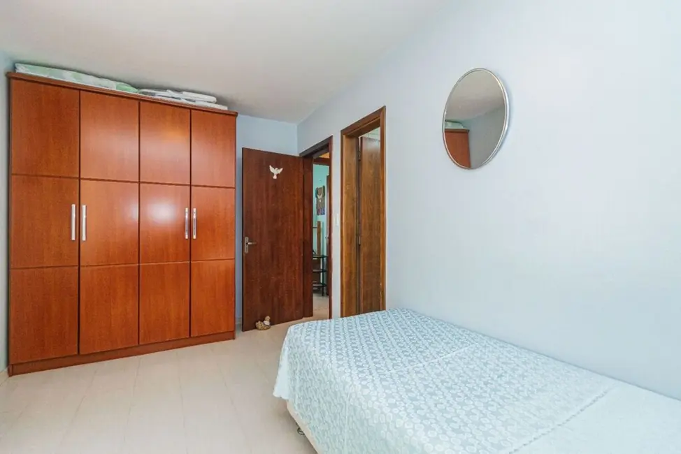 Apartamento com 3 quartos à venda, 84m2 em Menino Deus, Porto Alegre - RS - imagem 8 Foto 8 de Apartamento com 3 quartos à venda, 84m2 em Menino Deus, Porto Alegre - RS