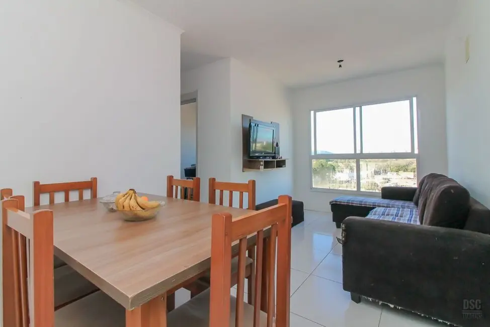 Foto 3 de Apartamento com 2 quartos à venda, 57m2 em Cavalhada, Porto Alegre - RS