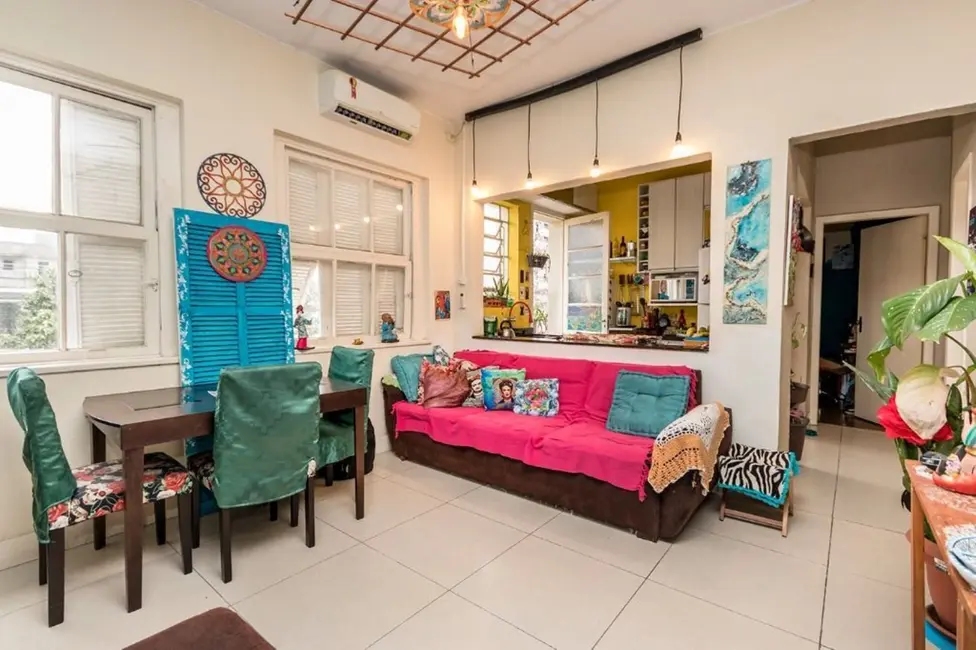 Foto 3 de Apartamento com 2 quartos à venda, 54m2 em Santana, Porto Alegre - RS