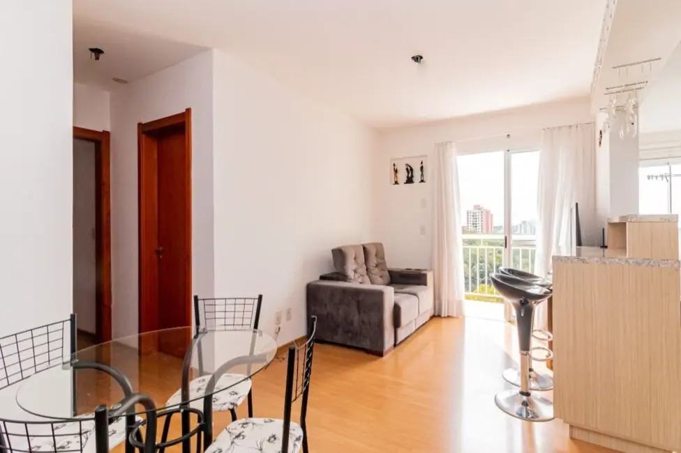 Foto 2 de Apartamento com 2 quartos à venda, 58m2 em Jardim Carvalho, Porto Alegre - RS