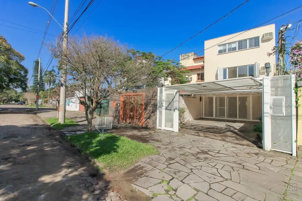 Foto 3 de Casa com 4 quartos à venda, 233m2 em Ipanema, Porto Alegre - RS
