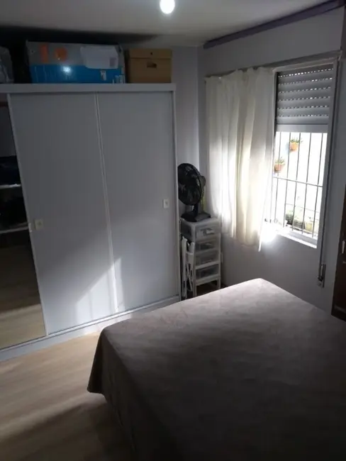 Foto 9 de Apartamento com 1 quarto à venda, 43m2 em Medianeira, Porto Alegre - RS