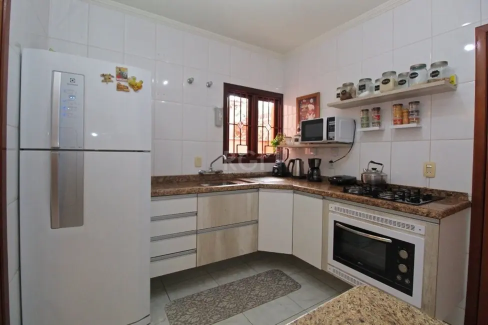 Foto 8 de Casa de Condomínio com 3 quartos à venda, 172m2 em Medianeira, Porto Alegre - RS