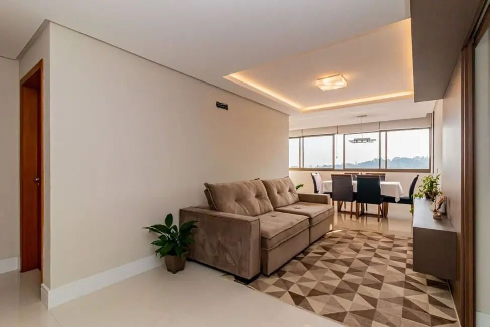 Foto 2 de Apartamento com 2 quartos à venda, 75m2 em Petrópolis, Porto Alegre - RS