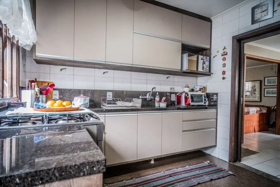 Foto 9 de Casa com 4 quartos à venda, 300m2 em Sarandi, Porto Alegre - RS