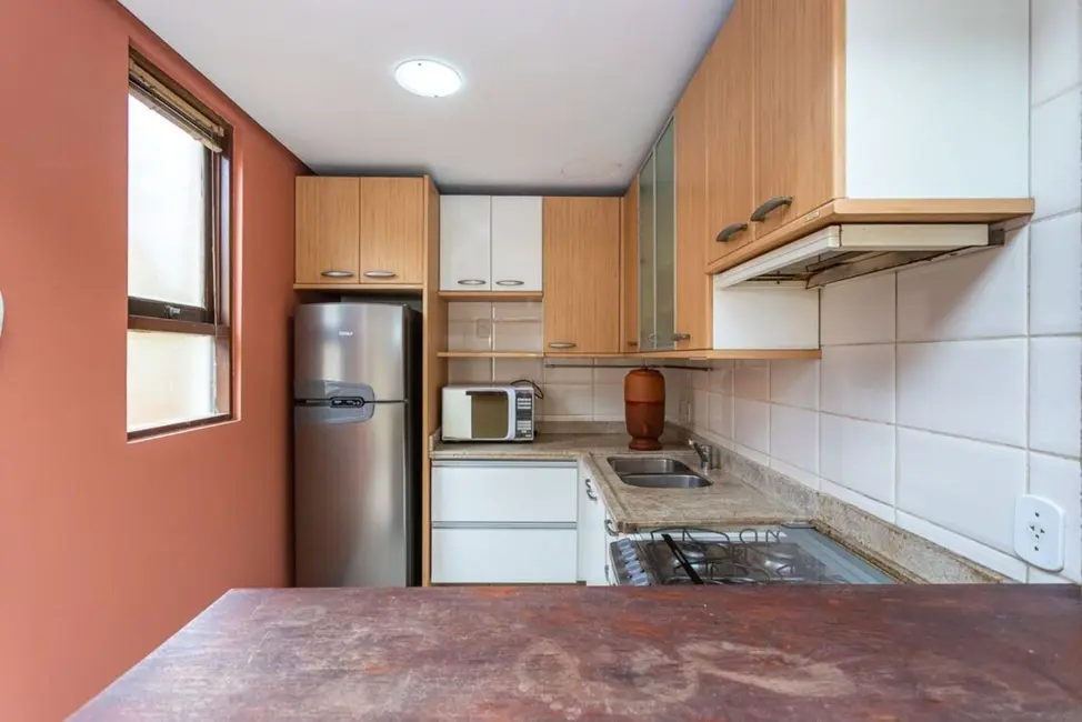 Foto 8 de Casa de Condomínio com 3 quartos à venda, 200m2 em Vila Assunção, Porto Alegre - RS