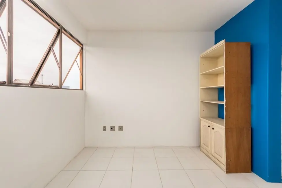 Sala Comercial à venda, 21m2 em Cavalhada, Porto Alegre - RS - imagem 7 Foto 7 de Sala Comercial à venda, 21m2 em Cavalhada, Porto Alegre - RS