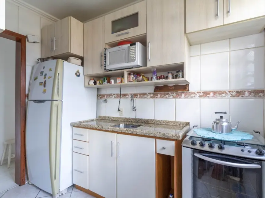 Foto 8 de Apartamento com 3 quartos à venda, 76m2 em Nonoai, Porto Alegre - RS