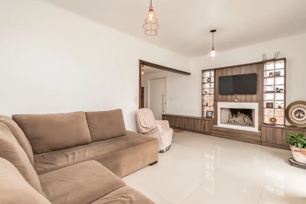 Casa de Condomínio com 3 quartos à venda, 180m2 em Mário Quintana, Porto Alegre - RS - imagem 2 Foto 2 de Casa de Condomínio com 3 quartos à venda, 180m2 em Mário Quintana, Porto Alegre - RS