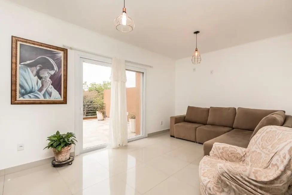 Casa de Condomínio com 3 quartos à venda, 180m2 em Mário Quintana, Porto Alegre - RS - imagem 3 Foto 3 de Casa de Condomínio com 3 quartos à venda, 180m2 em Mário Quintana, Porto Alegre - RS