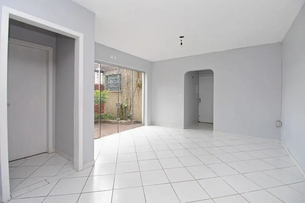 Apartamento com 2 quartos à venda, 85m2 em Petrópolis, Porto Alegre - RS - imagem 3 Foto 3 de Apartamento com 2 quartos à venda, 85m2 em Petrópolis, Porto Alegre - RS