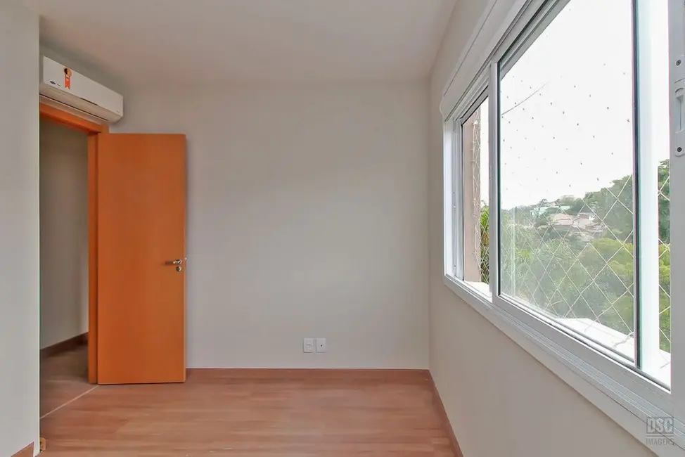 Apartamento com 3 quartos à venda, 74m2 em Teresópolis, Porto Alegre - RS - imagem 9 Foto 9 de Apartamento com 3 quartos à venda, 74m2 em Teresópolis, Porto Alegre - RS