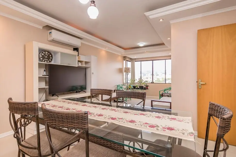 Foto 2 de Apartamento com 3 quartos à venda, 80m2 em Jardim Itu, Porto Alegre - RS