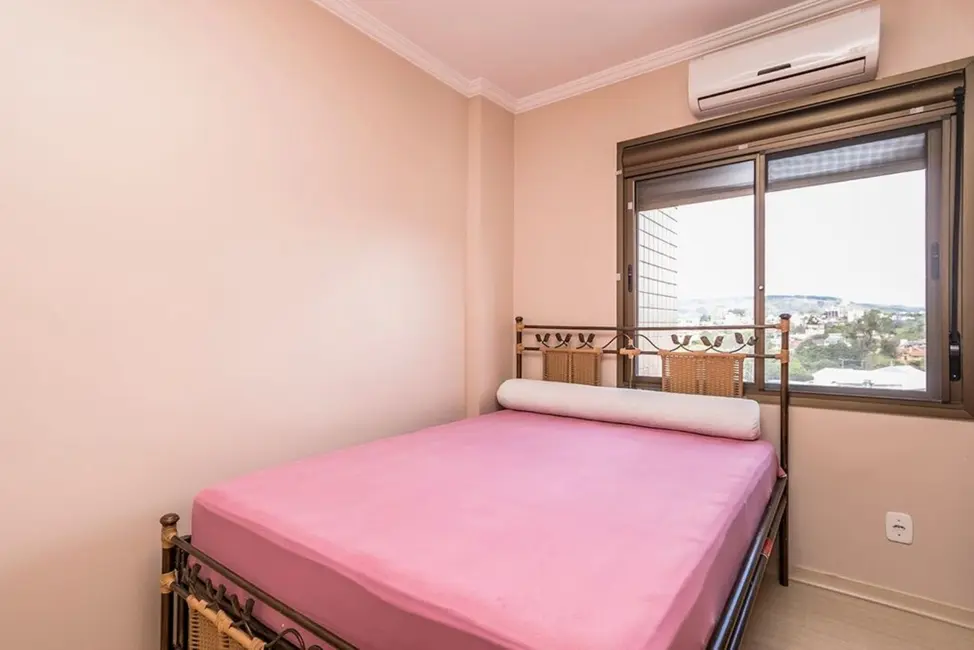 Foto 9 de Apartamento com 3 quartos à venda, 80m2 em Jardim Itu, Porto Alegre - RS