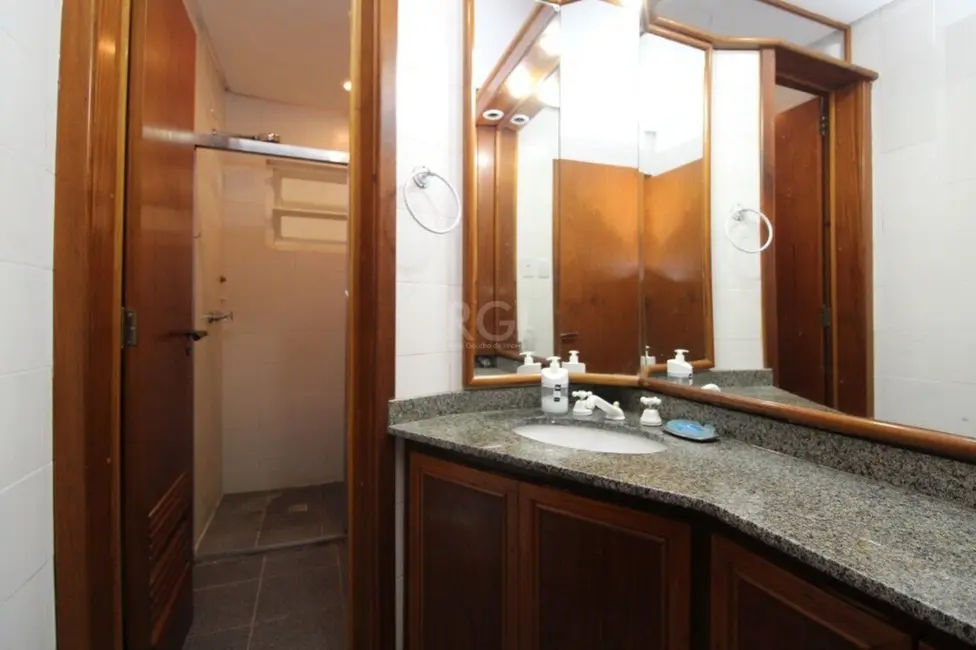 Apartamento com 2 quartos à venda, 97m2 em Menino Deus, Porto Alegre - RS - imagem 6 Foto 6 de Apartamento com 2 quartos à venda, 97m2 em Menino Deus, Porto Alegre - RS