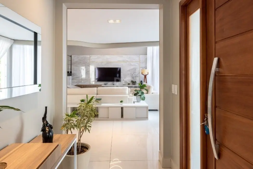 Foto 3 de Casa com 4 quartos à venda, 438m2 em Ipanema, Porto Alegre - RS