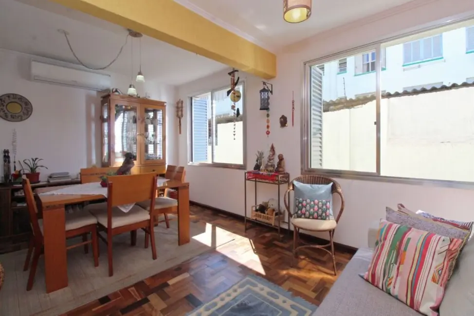 Apartamento com 3 quartos à venda, 67m2 em Menino Deus, Porto Alegre - RS - imagem 5 Foto 5 de Apartamento com 3 quartos à venda, 67m2 em Menino Deus, Porto Alegre - RS