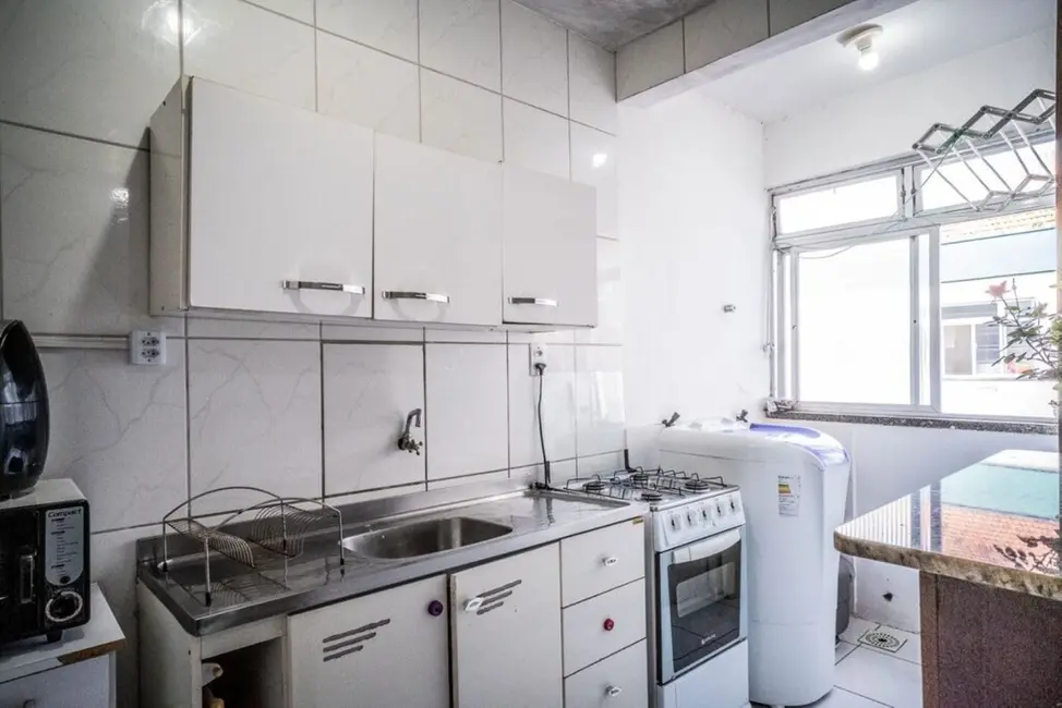 Apartamento com 1 quarto à venda, 33m2 em Passo da Areia, Porto Alegre - RS - imagem 5 Foto 5 de Apartamento com 1 quarto à venda, 33m2 em Passo da Areia, Porto Alegre - RS
