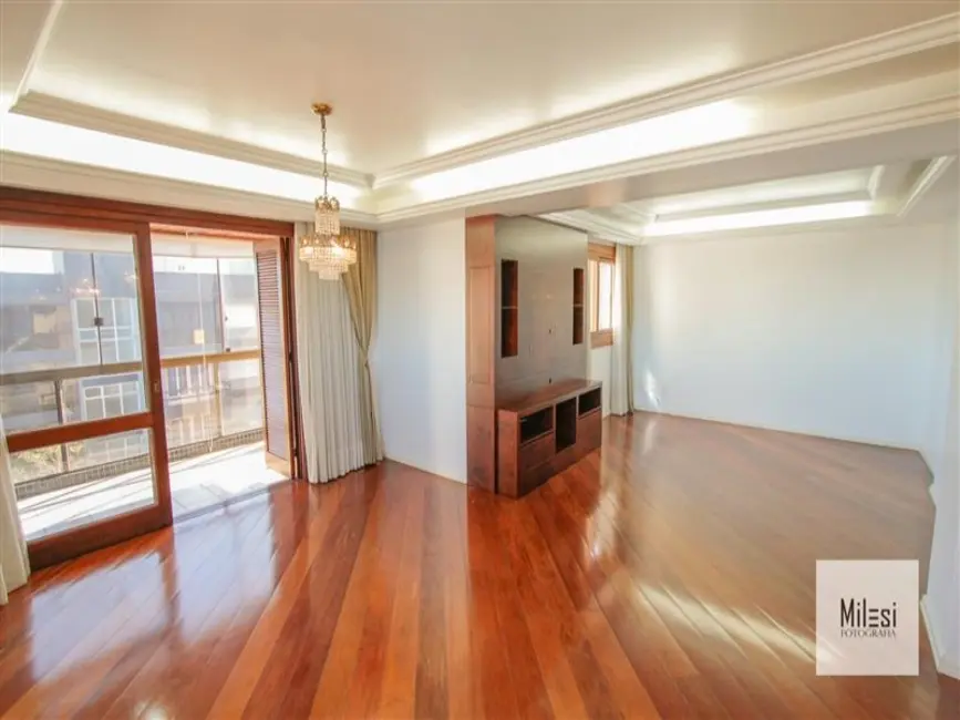 Apartamento com 3 quartos à venda, 215m2 em Centro, Caxias Do Sul - RS - imagem 6 Foto 6 de Apartamento com 3 quartos à venda, 215m2 em Centro, Caxias Do Sul - RS