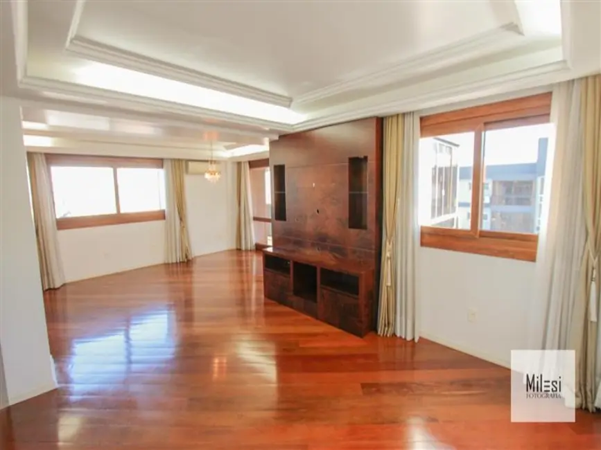 Apartamento com 3 quartos à venda, 215m2 em Centro, Caxias Do Sul - RS - imagem 7 Foto 7 de Apartamento com 3 quartos à venda, 215m2 em Centro, Caxias Do Sul - RS