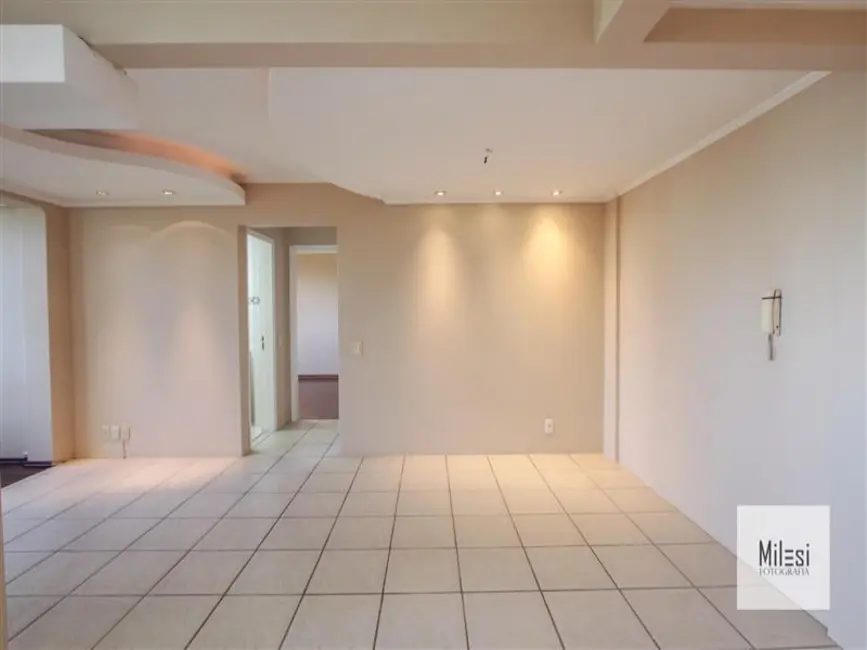 Apartamento com 2 quartos à venda, 74m2 em Madureira, Caxias Do Sul - RS - imagem 9 Foto 9 de Apartamento com 2 quartos à venda, 74m2 em Madureira, Caxias Do Sul - RS