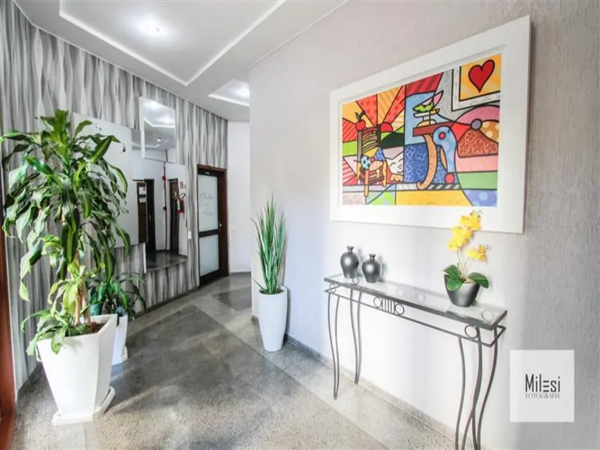 Apartamento com 2 quartos à venda, 74m2 em Madureira, Caxias Do Sul - RS - imagem 8 Foto 8 de Apartamento com 2 quartos à venda, 74m2 em Madureira, Caxias Do Sul - RS