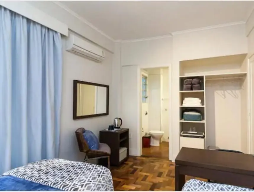 Loft / Flat com 1 quarto à venda, 18m2 em Centro Histórico, Porto Alegre - RS - imagem 5 Foto 5 de Loft / Flat com 1 quarto à venda, 18m2 em Centro Histórico, Porto Alegre - RS
