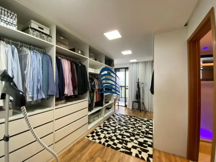 Apartamento com 4 quartos à venda, 330m2 em Barra, Salvador - BA - imagem 5 Foto 5 de Apartamento com 4 quartos à venda, 330m2 em Barra, Salvador - BA