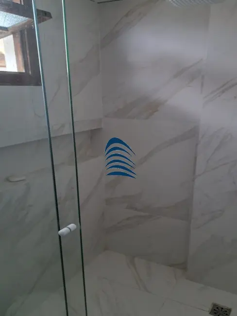 Casa com 4 quartos à venda, 330m2 em Vilas do Atlântico, Lauro De Freitas - BA - imagem 8 Foto 8 de Casa com 4 quartos à venda, 330m2 em Vilas do Atlântico, Lauro De Freitas - BA