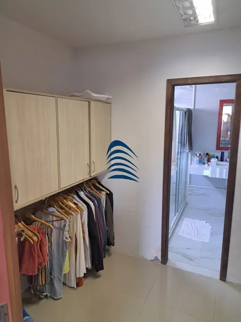 Casa com 4 quartos à venda, 330m2 em Vilas do Atlântico, Lauro De Freitas - BA - imagem 9 Foto 9 de Casa com 4 quartos à venda, 330m2 em Vilas do Atlântico, Lauro De Freitas - BA
