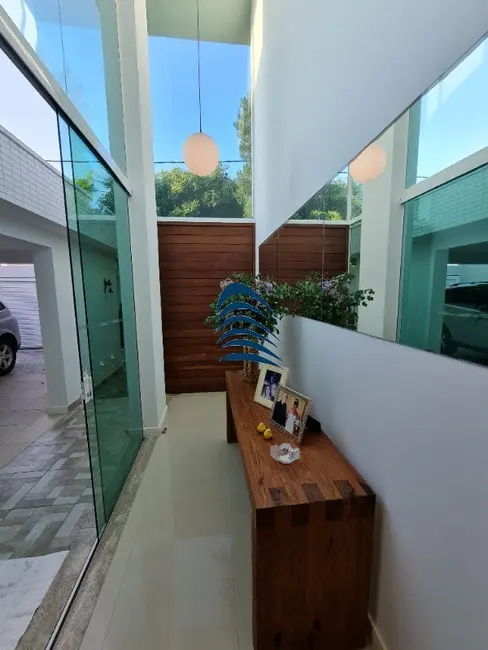 Casa com 5 quartos à venda, 264m2 em Vilas do Atlântico, Lauro De Freitas - BA - imagem 9 Foto 9 de Casa com 5 quartos à venda, 264m2 em Vilas do Atlântico, Lauro De Freitas - BA