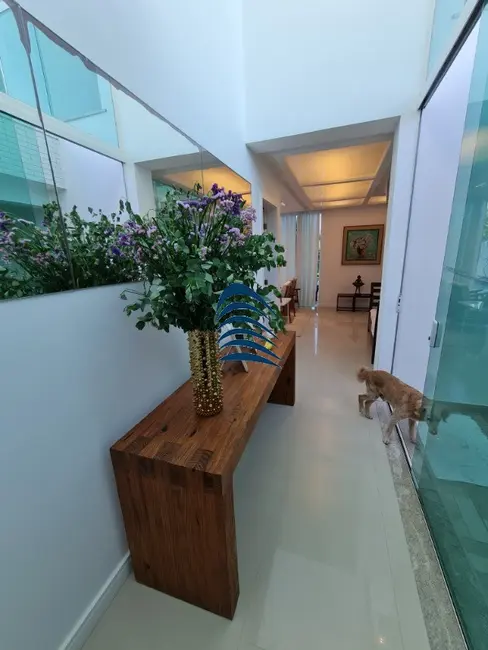 Casa com 5 quartos à venda, 264m2 em Vilas do Atlântico, Lauro De Freitas - BA - imagem 2 Foto 2 de Casa com 5 quartos à venda, 264m2 em Vilas do Atlântico, Lauro De Freitas - BA