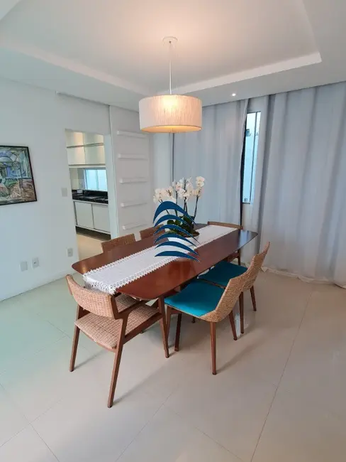 Casa com 5 quartos à venda, 264m2 em Vilas do Atlântico, Lauro De Freitas - BA - imagem 7 Foto 7 de Casa com 5 quartos à venda, 264m2 em Vilas do Atlântico, Lauro De Freitas - BA
