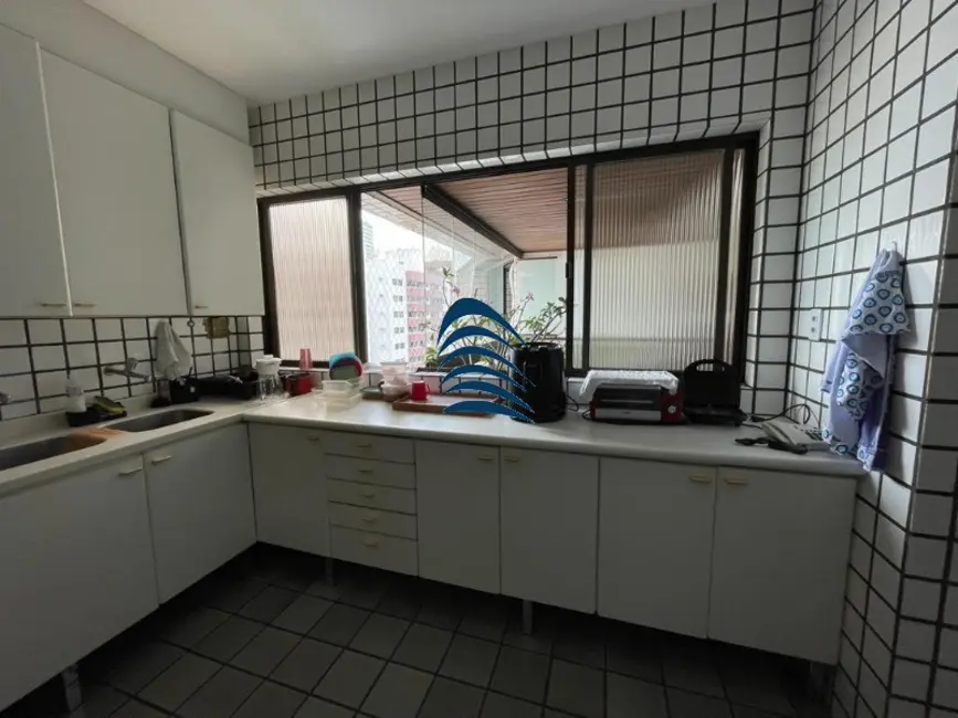 Foto 3 de Apartamento com 4 quartos à venda, 235m2 em Pituba, Salvador - BA